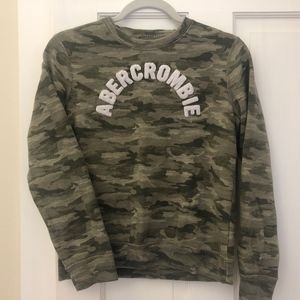 Girls abercrombie kids sweatshirt in Size 11/12